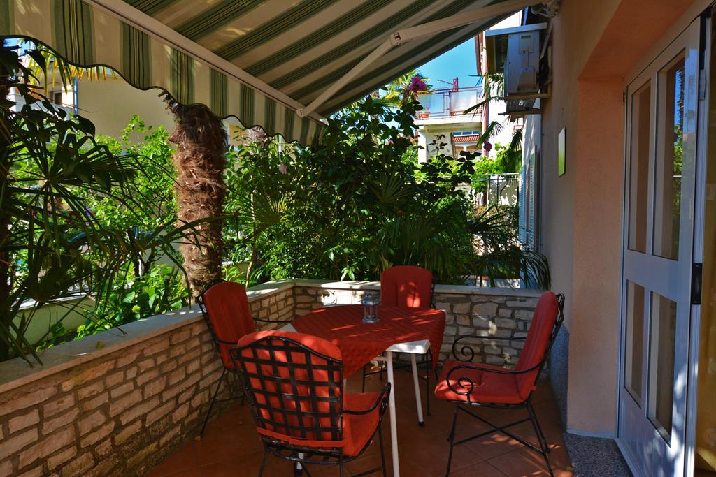 Apartments Nela Porec Exterior photo